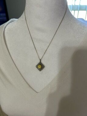 Silpada vintage peridot yellowFiligree Pendant Necklace